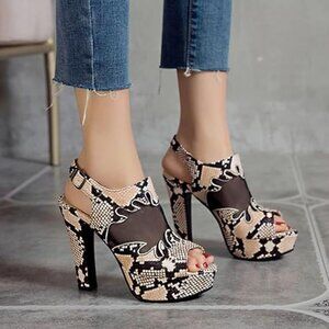 Animal Print Platform Sandals Size 11